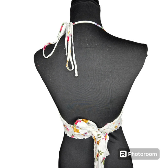 4 Crop Top Bundle - Picture 5 of 10